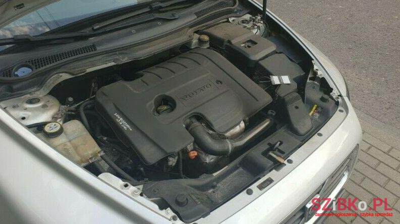 2010' Volvo V50 photo #2