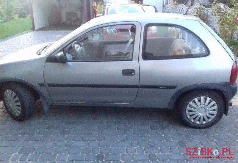1995' Opel Corsa photo #2