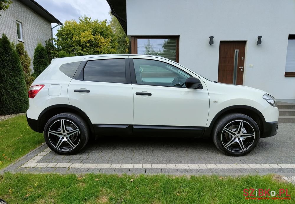 2011' Nissan Qashqai 1.6 Acenta photo #6