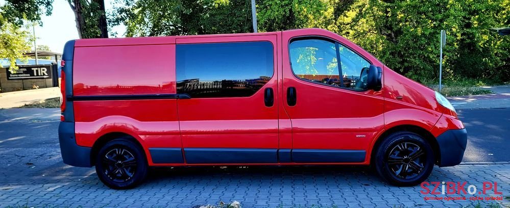 2011' Opel Vivaro photo #4