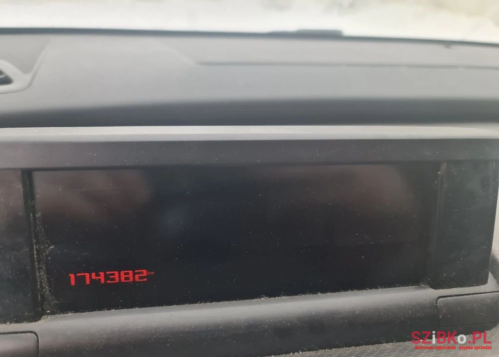 2015' Citroen C4 Cactus photo #6