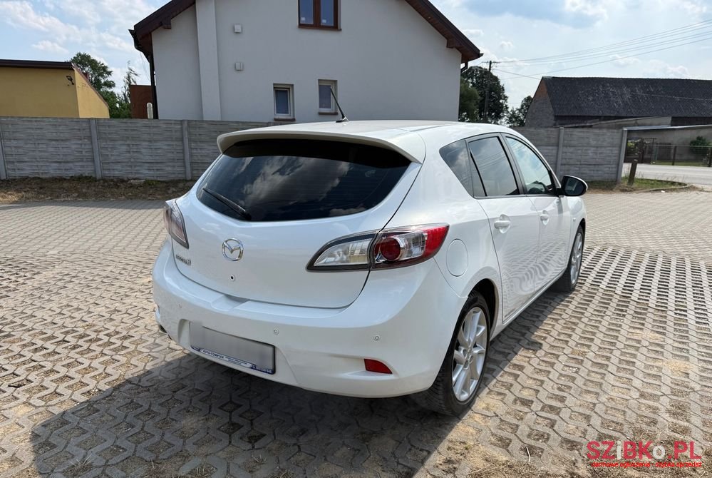 2011' Mazda 3 photo #5