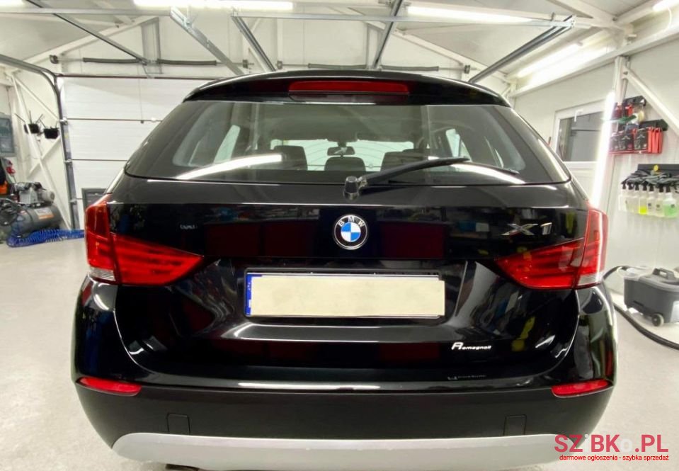 2011' BMW X1 photo #5