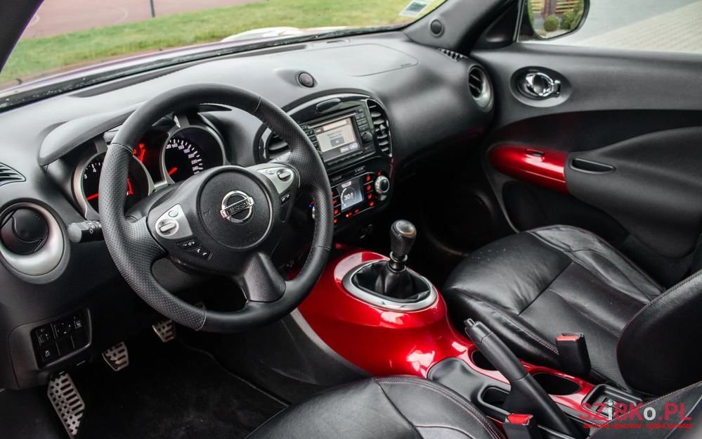 2012' Nissan Juke 1.6 T N-Tec photo #3