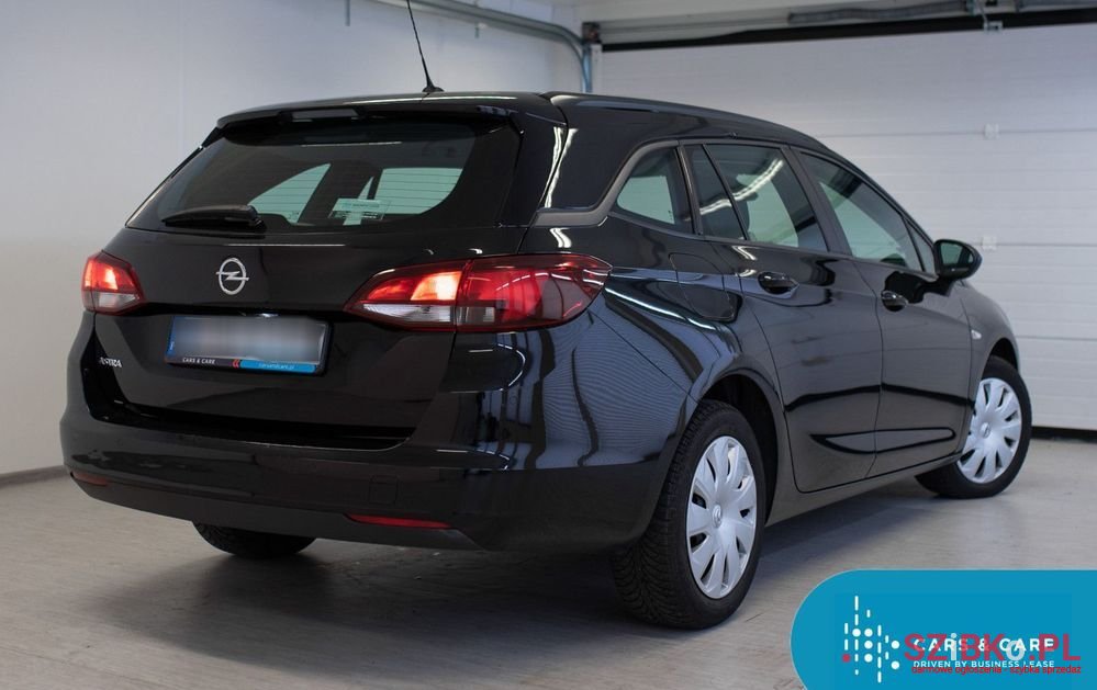 2019' Opel Astra photo #4