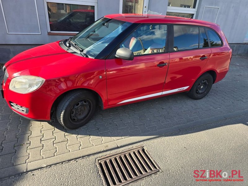 2008' Skoda Fabia 1.2 12V Ambiente photo #5