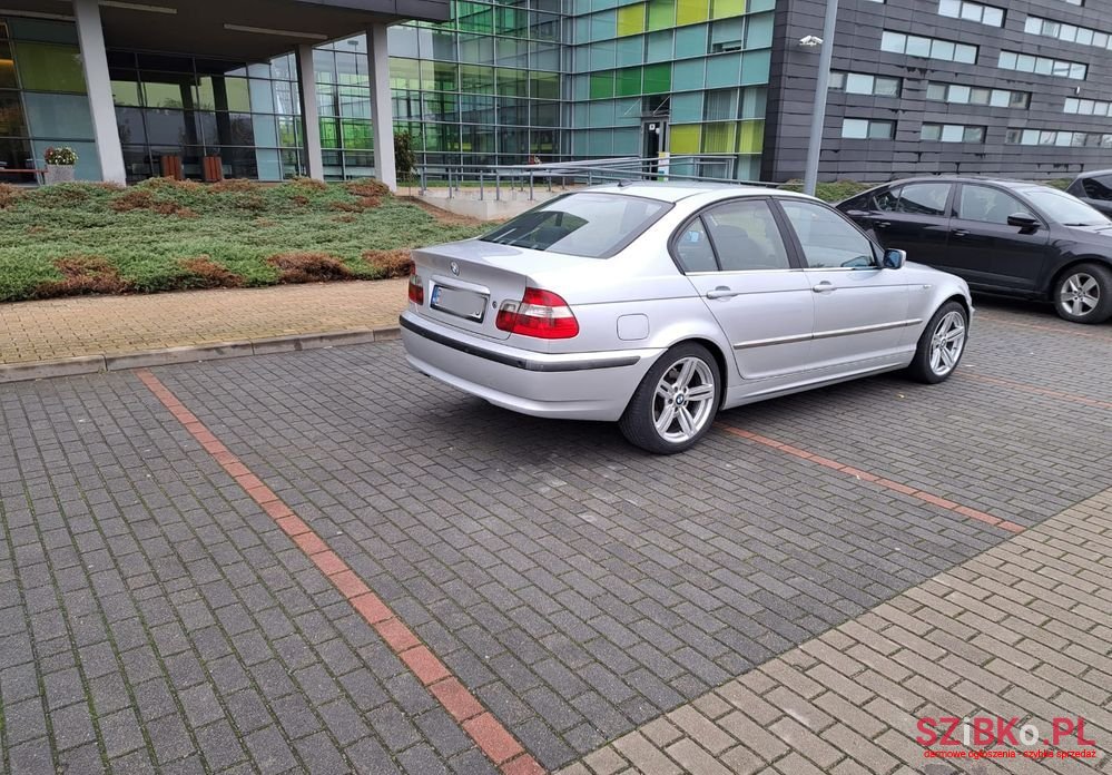 2003' BMW 3 Series photo #6