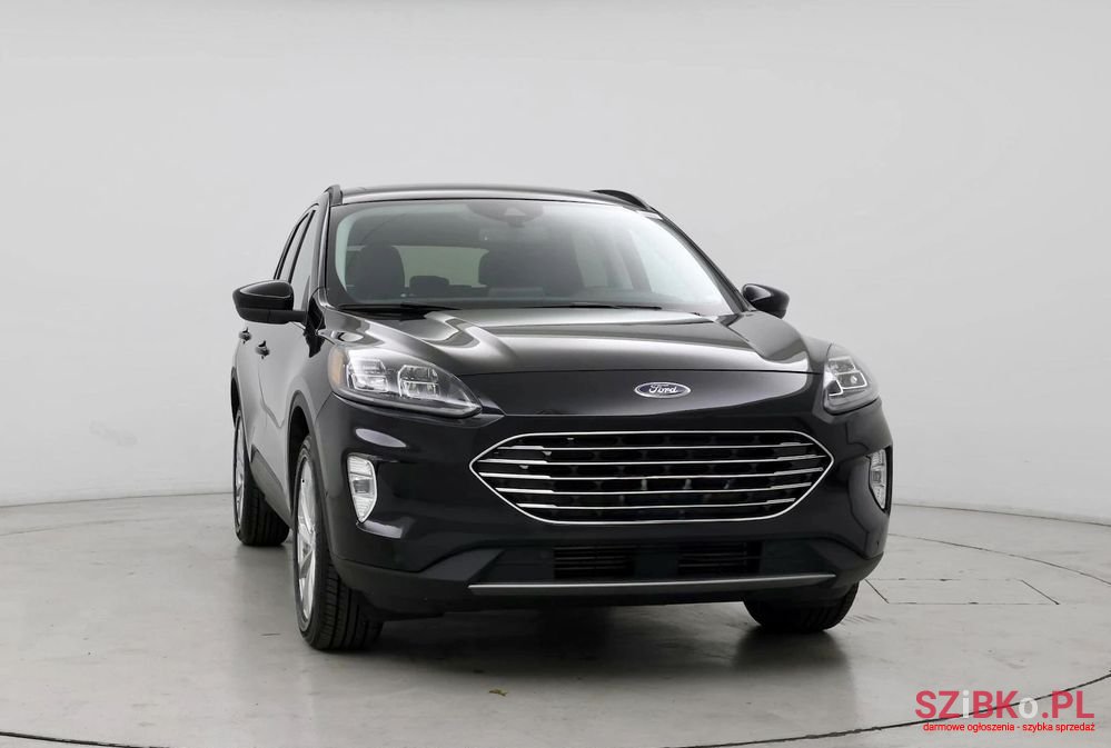 2020' Ford Escape photo #2