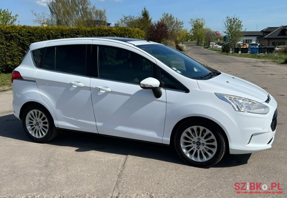 2013' Ford B-MAX photo #5