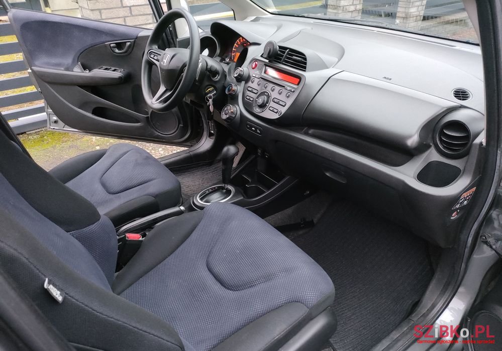 2013' Honda Jazz photo #6