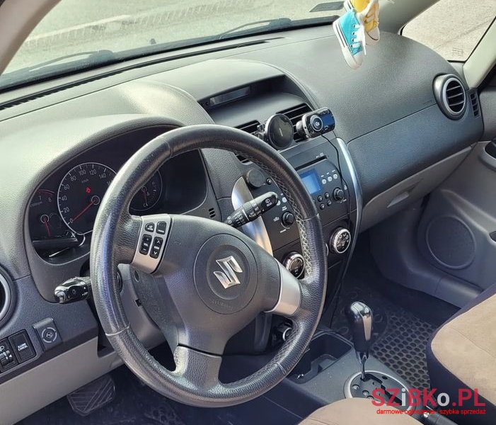 2008' Suzuki SX4 1.6 Gs / Premium photo #5