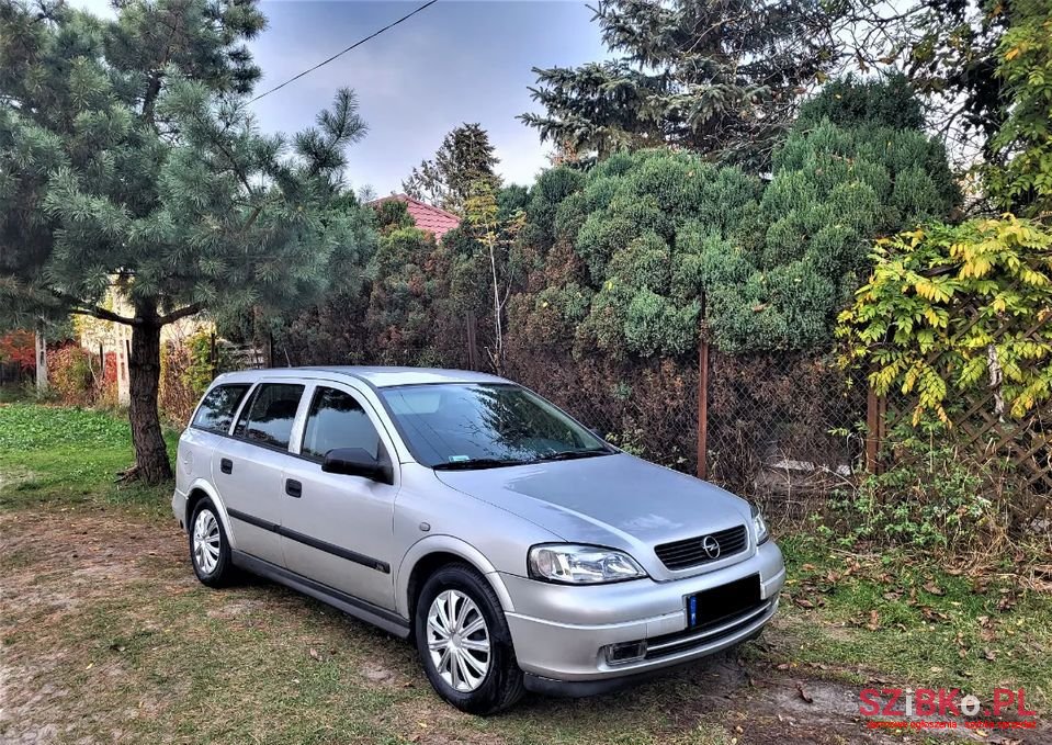 2004' Opel Astra photo #2
