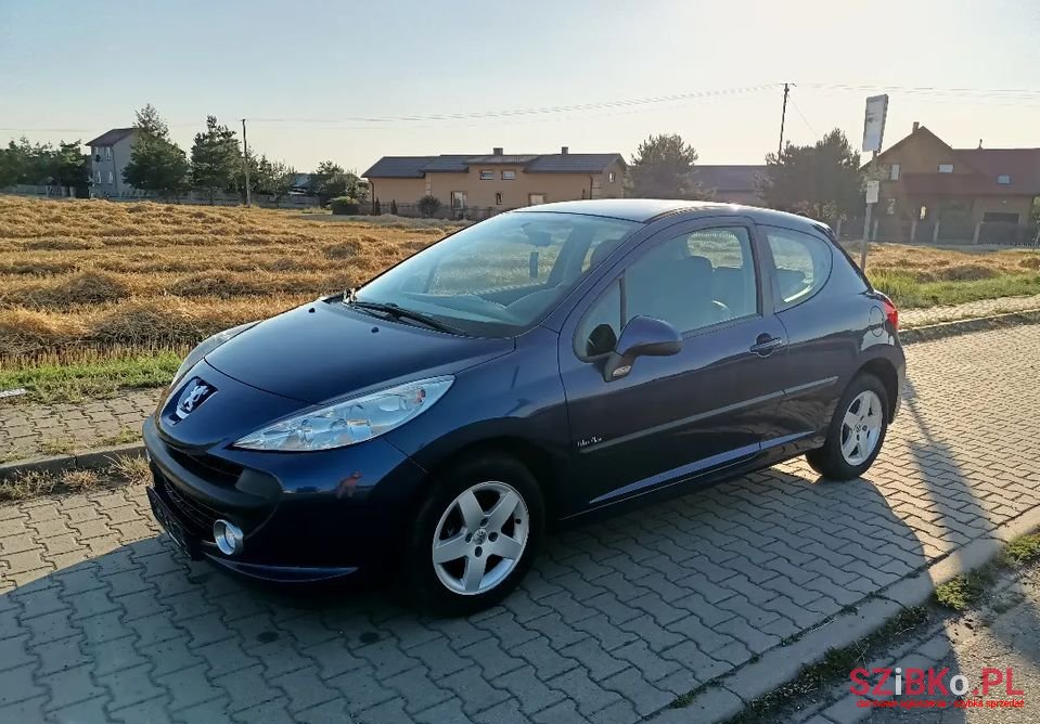2009' Peugeot 207 photo #1
