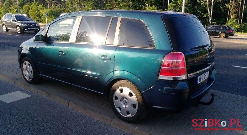 2007' Opel Zafira photo #2