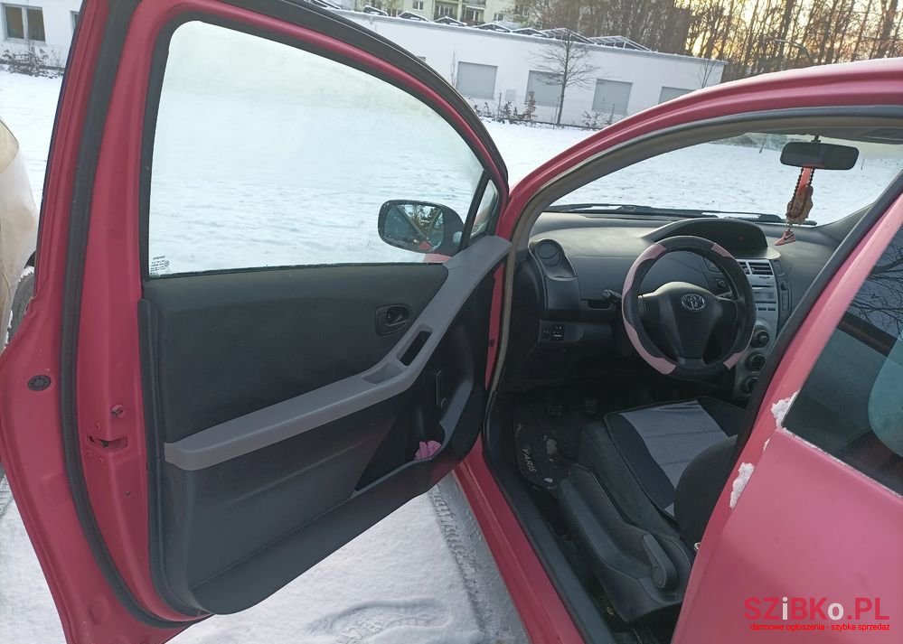 2007' Toyota Yaris photo #5
