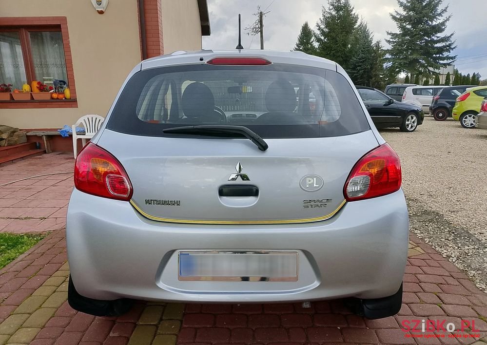 2015' Mitsubishi Space Star 1.0 Inform photo #5