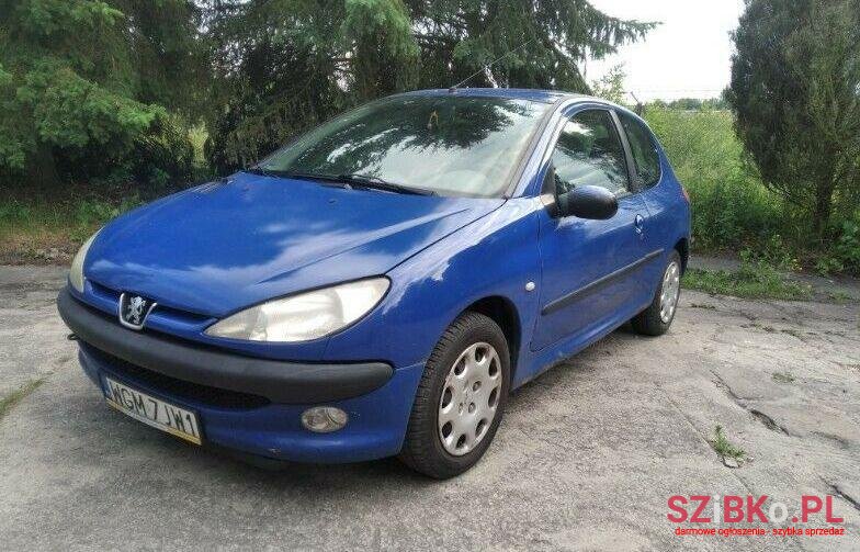 2001' Peugeot 206 photo #1