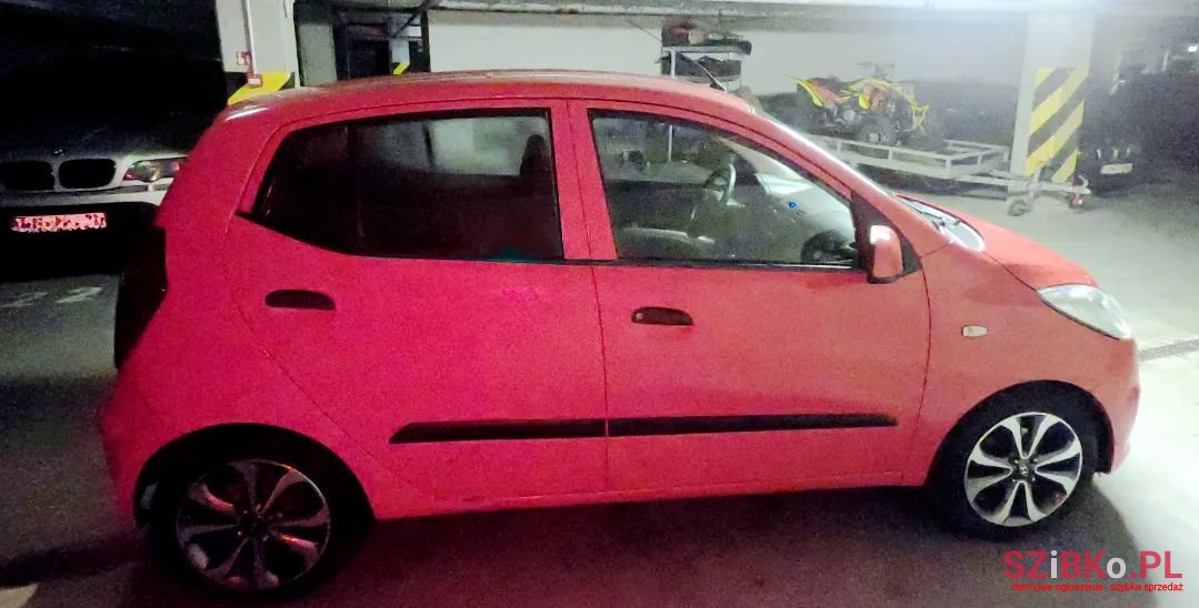 2012' Hyundai i10 photo #5