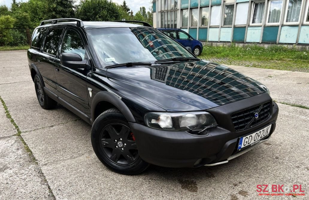 2004' Volvo Xc 70 photo #1