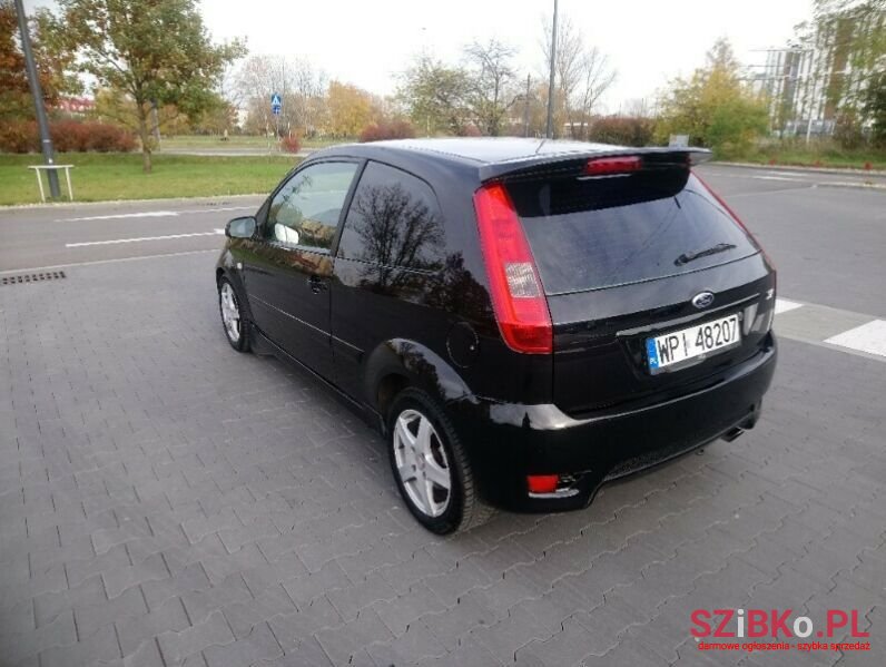 2005' Ford Fiesta photo #6