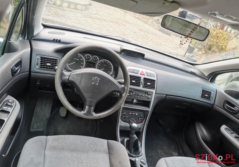 2002' Peugeot 307 photo #5