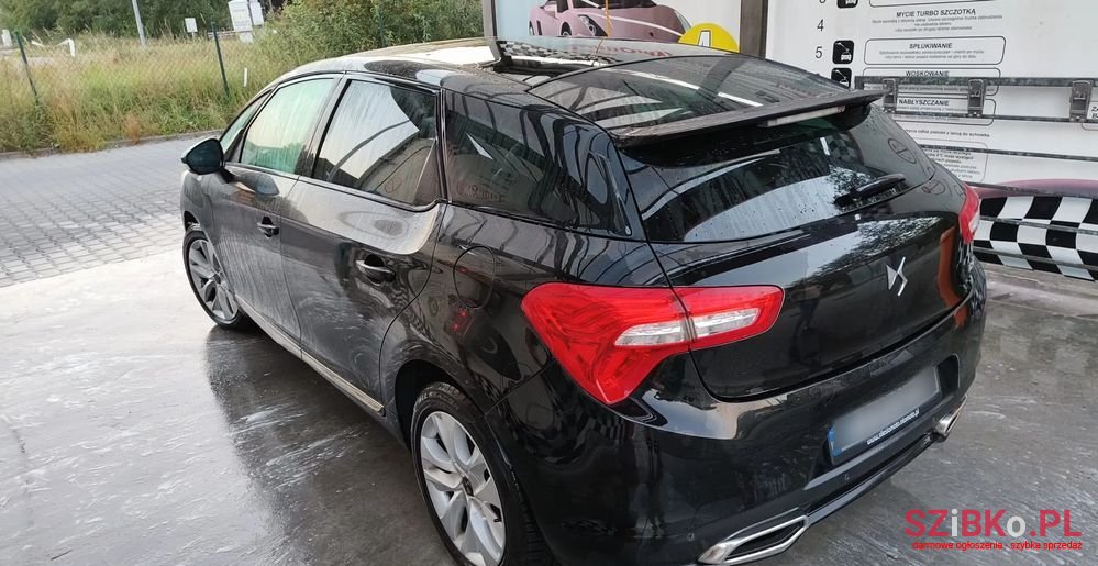 2015' DS Automobiles Ds5 Bluehdi 150 photo #3