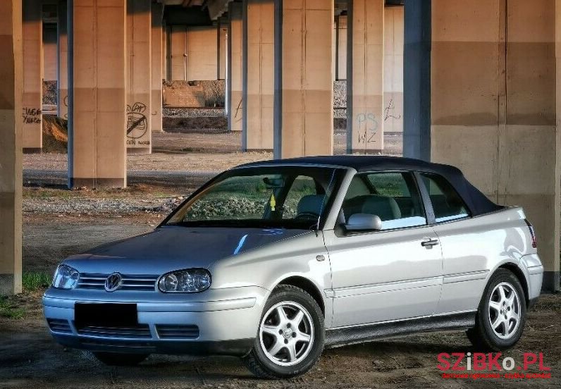 1999' Volkswagen Golf photo #1