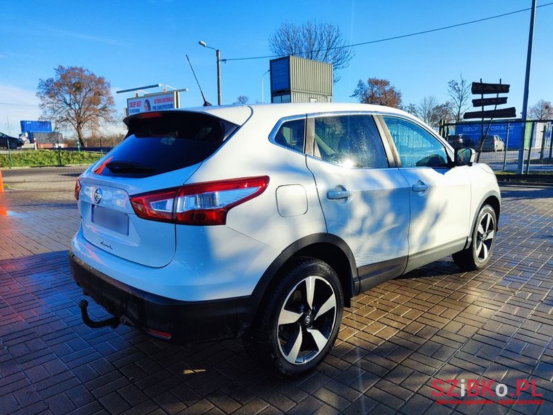 2015' Nissan Qashqai photo #4