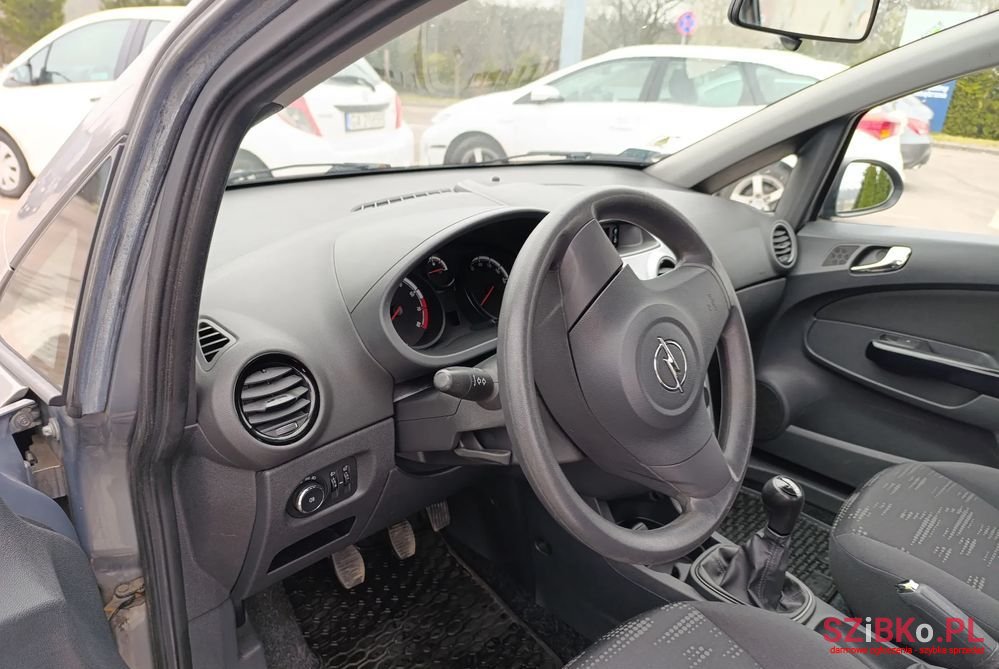 2014' Opel Corsa photo #6