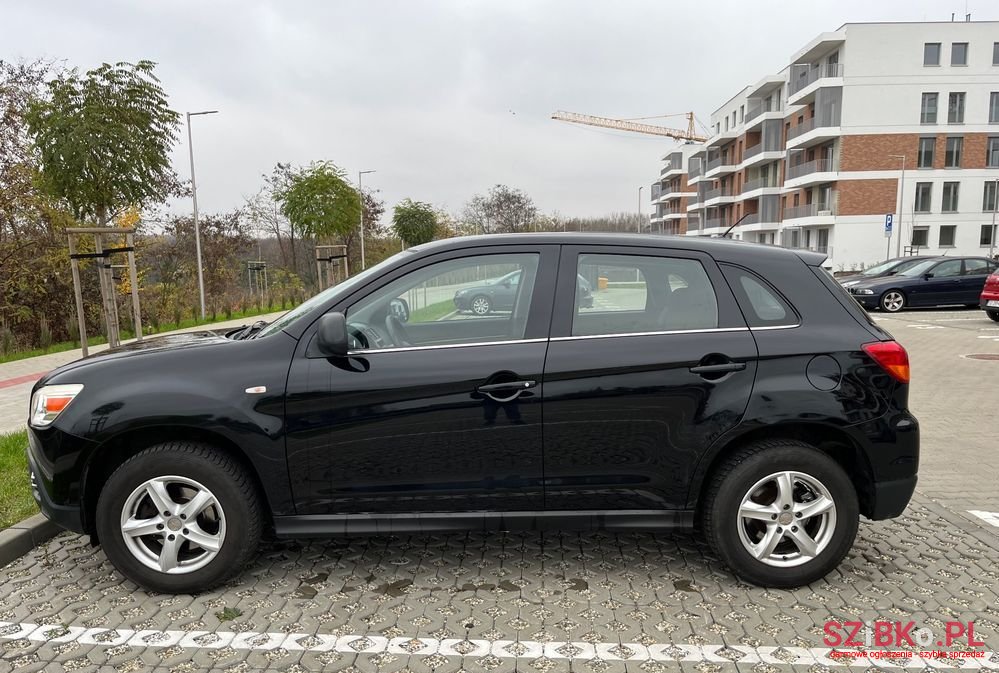 2010' Mitsubishi ASX photo #5