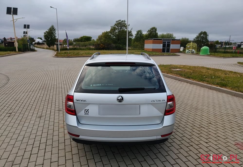 2018' Skoda Octavia 1.6 Tdi Ambition photo #4