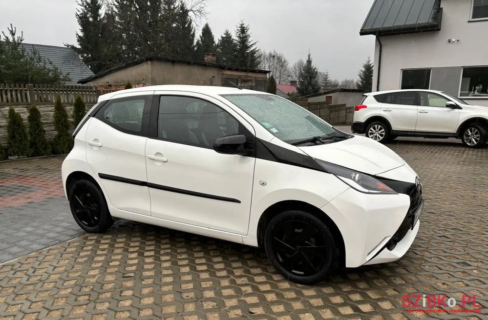 2017' Toyota Aygo photo #4