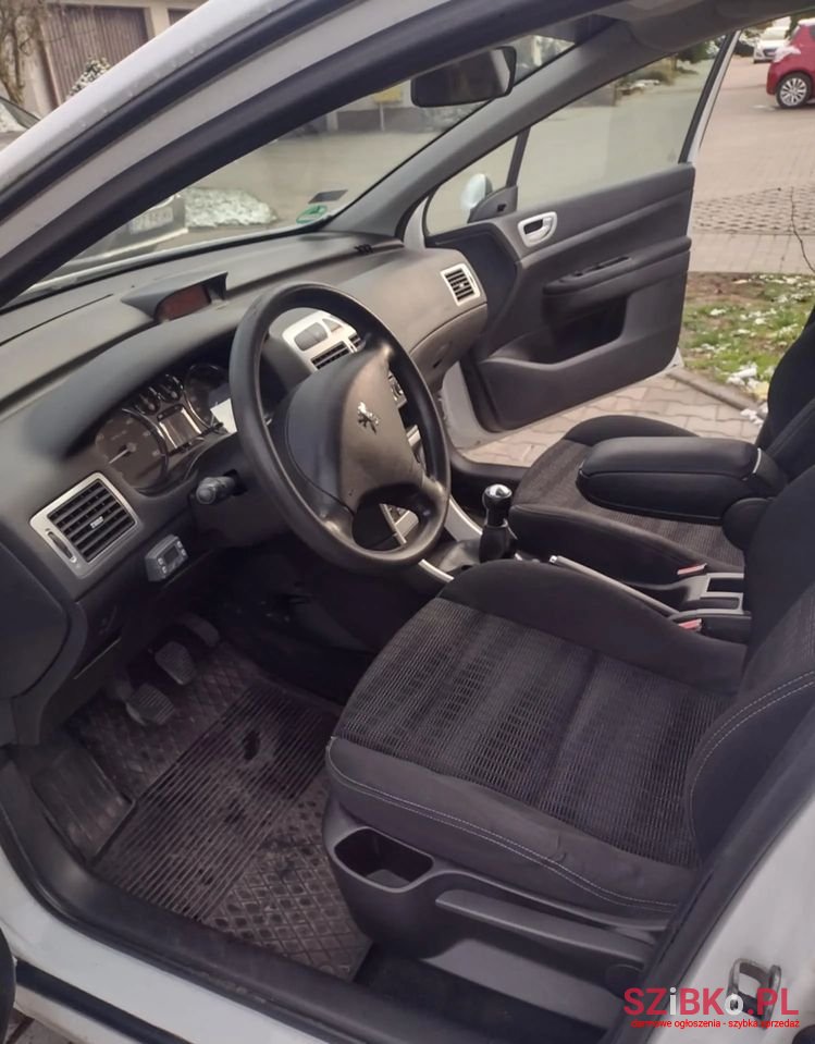 2007' Peugeot 307 Hdi Sw 110 photo #5