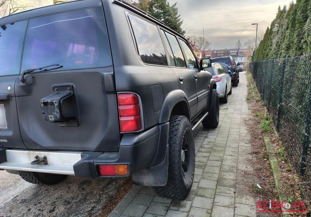 2000' Nissan Patrol photo #3