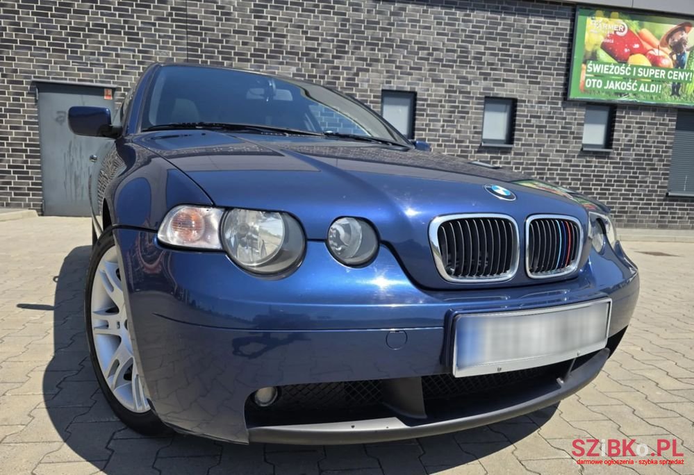 2004' BMW 3 Series 316Ti photo #3