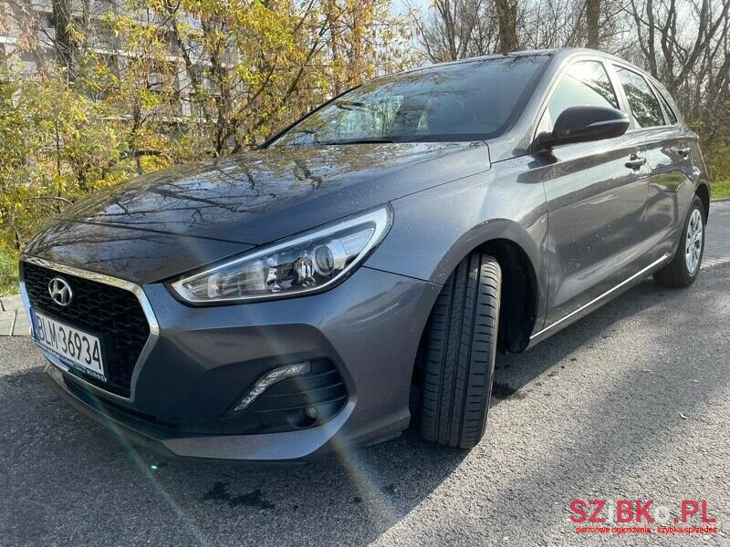 2019' Hyundai i30 photo #6