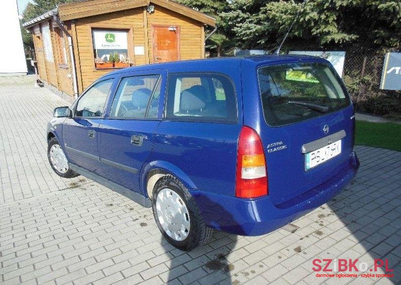 2005' Opel Astra photo #2