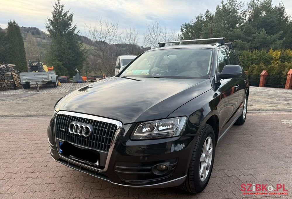 2009' Audi Q5 2.0 Tdi Quattro photo #1
