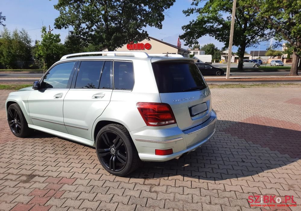 2009' Mercedes-Benz GLK 320 Cdi 4-Matic photo #5