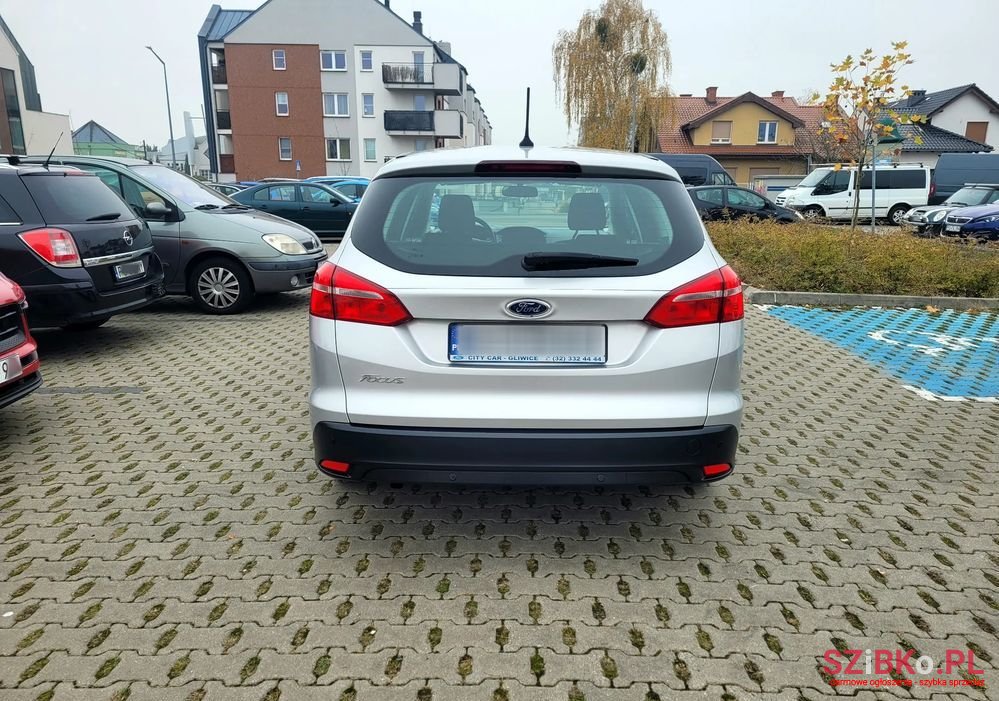 2018' Ford Focus 1.6 Trend photo #6