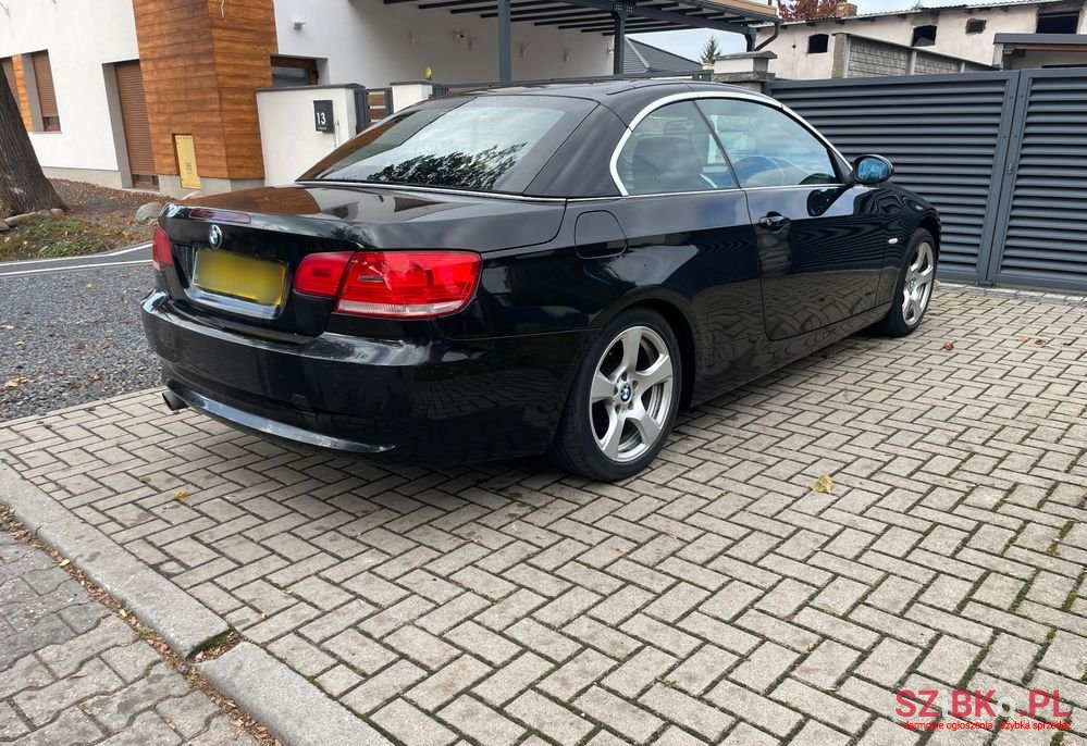 2007' BMW 3 Series 320I photo #3