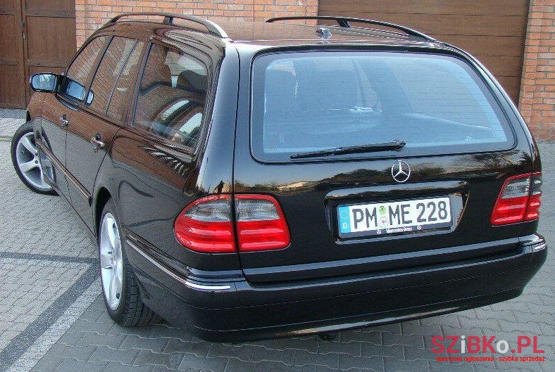 2002' Mercedes-Benz Klasa E photo #4