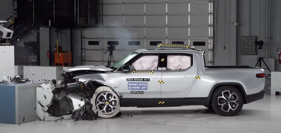 The Rivian R1T Is The Only Pickup Truck With A Top Safety Pick+ Rating From IIHS