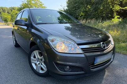 2009' Opel Astra Iii 1.4 Cosmo