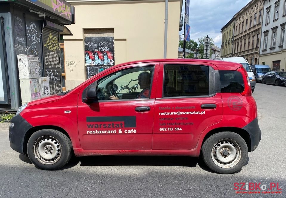 2014' Fiat Panda photo #2