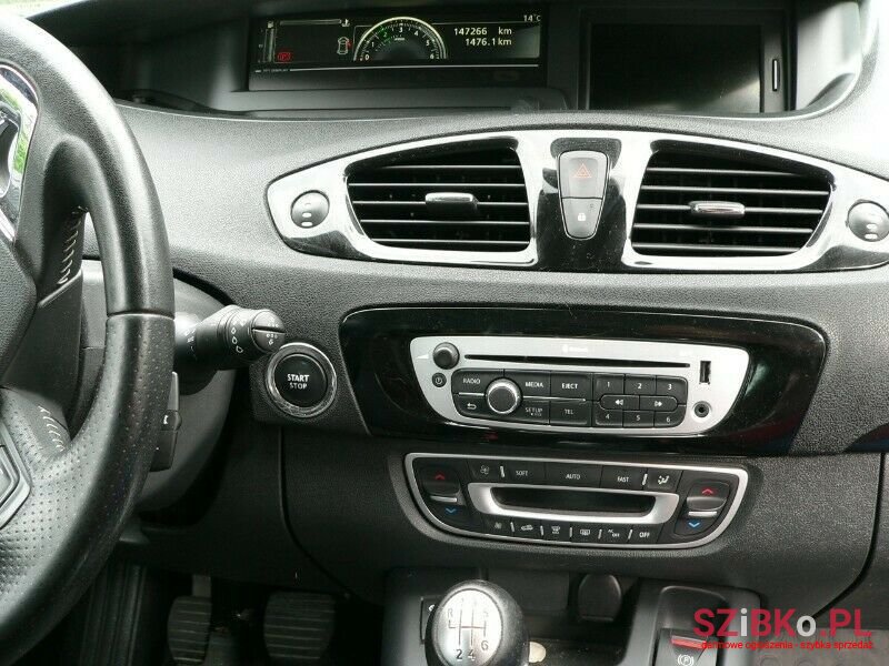 2013' Renault Scenic photo #5