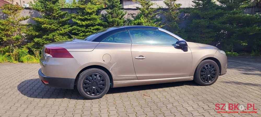 2011' Renault Megane Cc 1.9 Dci Privilege photo #4