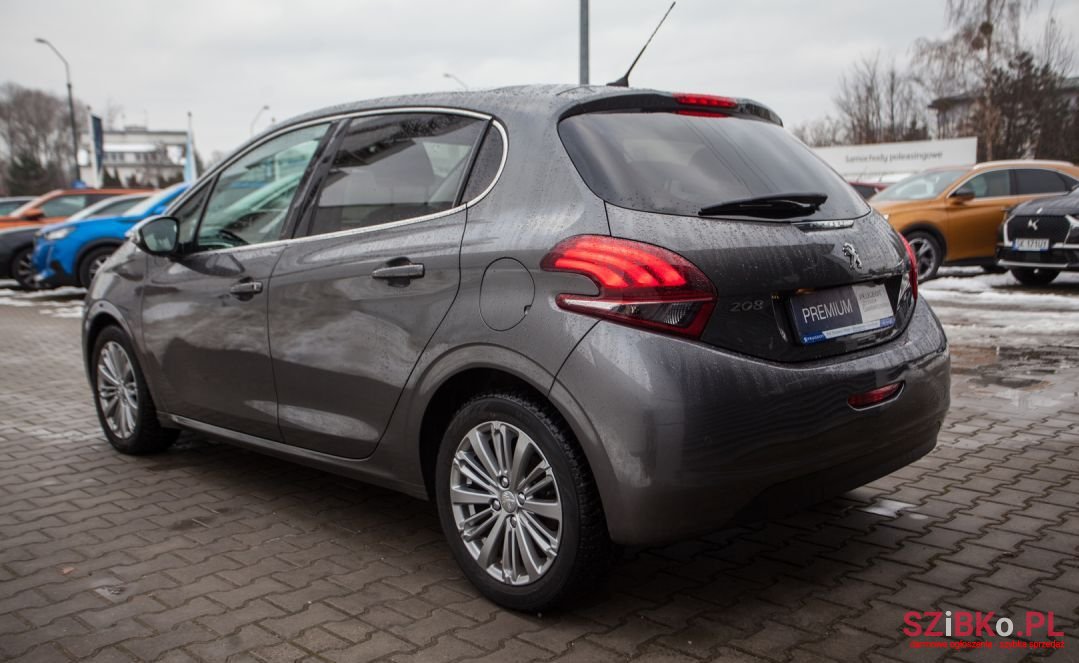 2018' Peugeot 208 photo #2