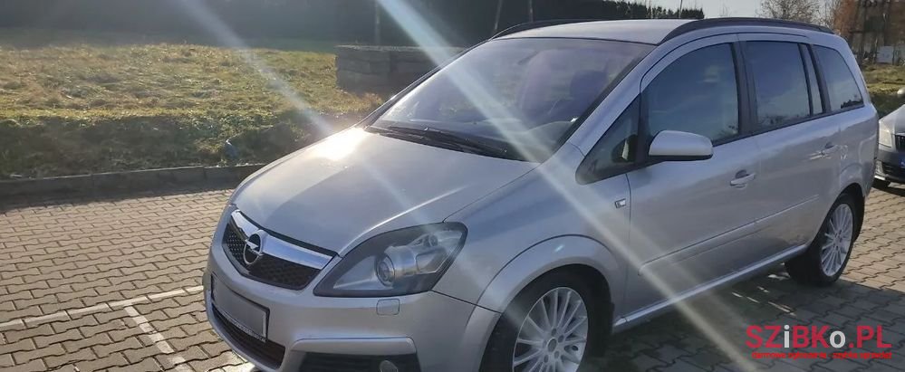 2006' Opel Zafira photo #2