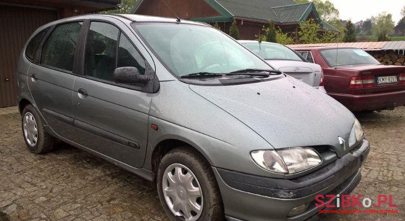 1998' Renault Megane photo #2